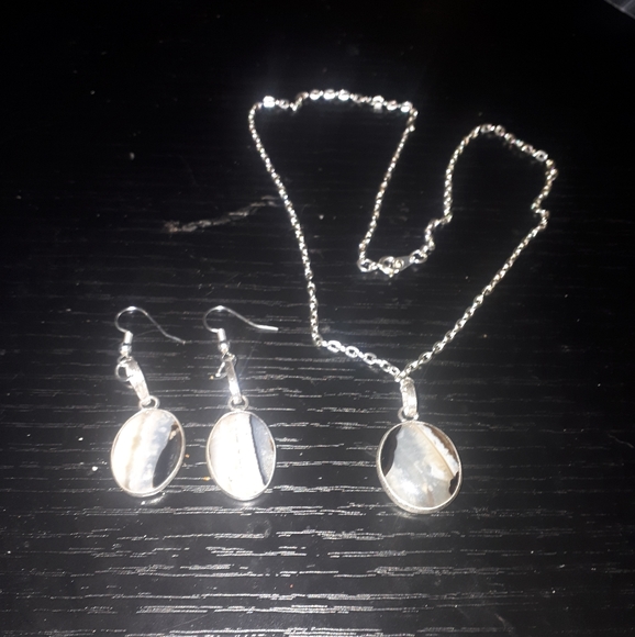 Brown banded agate set - Picture 1 of 3